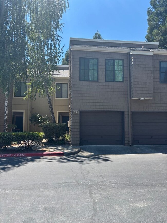 Gorgeous Two-Bedroom Condo with Golf Cours... - Gorgeous Two-Bedroom Condo with Golf Cours...