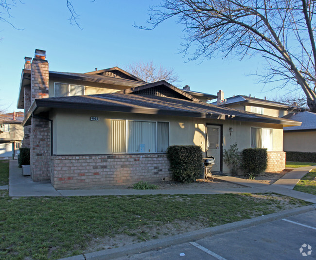 Cypress Meadows - Cypress Meadows Apartments