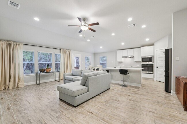 21709 Osage Ln