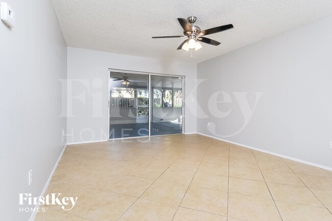 Photo - 1623 Dogwood Ln