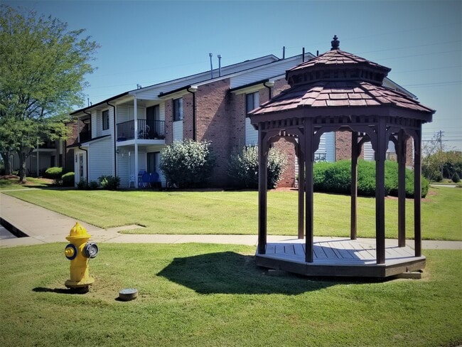 Gazebo - Saddlebrook