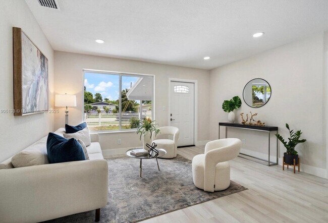 Photo - 4220 SW 21st St