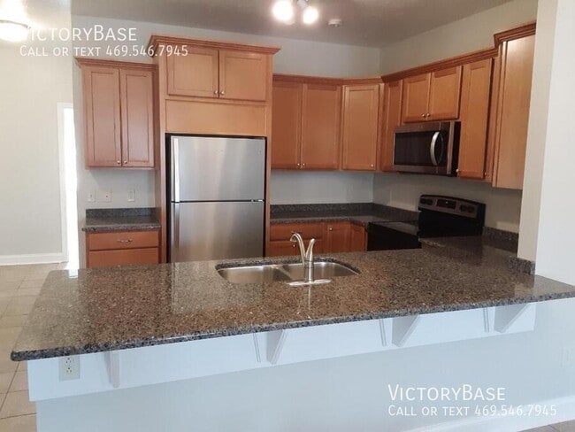 Photo - 904 Brady Rd