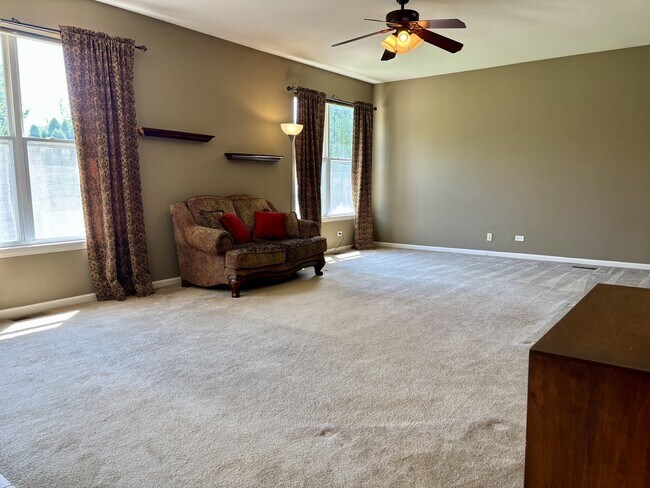 624 Vista Dr