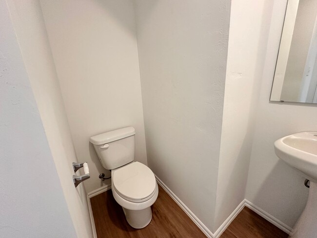 Photo - New 3 bedroom 2 1/2 bath home - Move in Deposit-Free! (If Qualified)