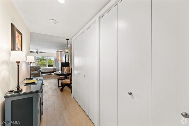 Building Photo - 1 Bluebill Ave Unit 405 Rental