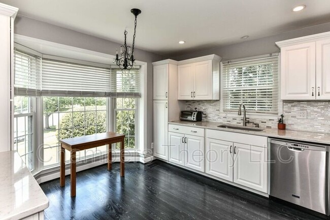 Photo - 21820 Leatherleaf Ct
