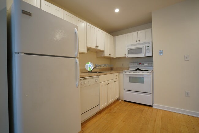 Photo - 40 Boylston St Unit 403