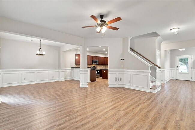 Photo - 1336 Brookmere Way