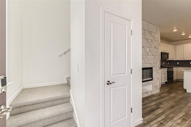 Photo - Single Family 3 Bed, 3 Bath Paired-Home in...