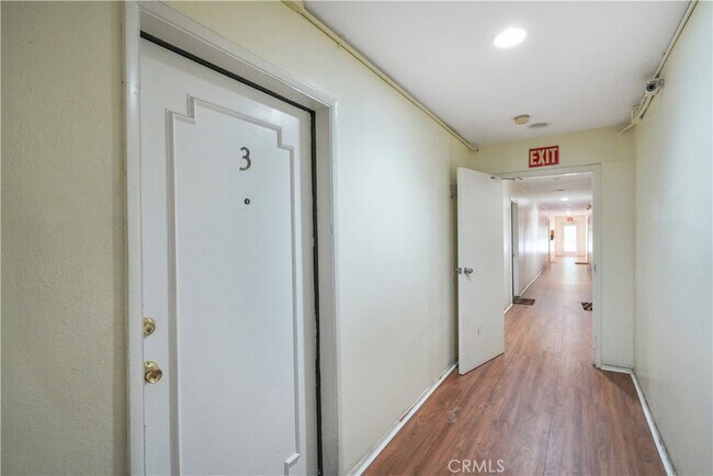 Photo - 5217 Satsuma Ave