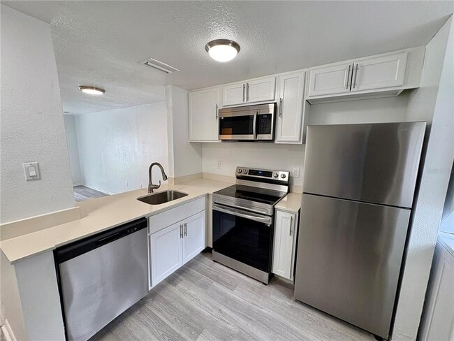 Photo - 408 57th Ave Dr E