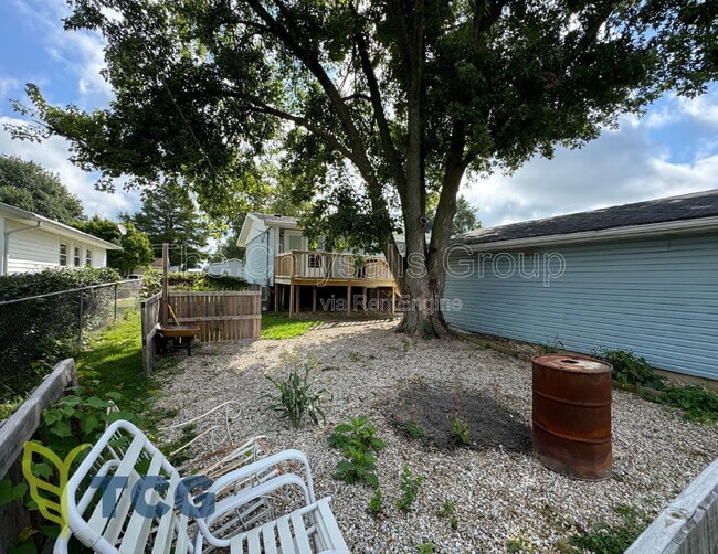 Photo - 1802 Herbert St