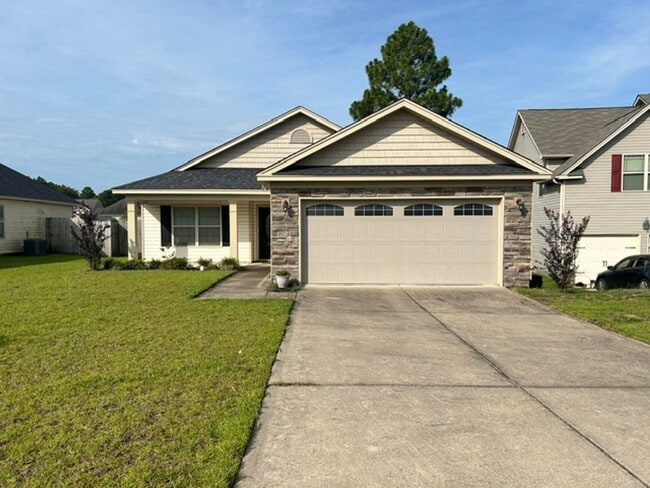 Building Photo - 3 Bedroom 2 Bath home in LEXINGTON.