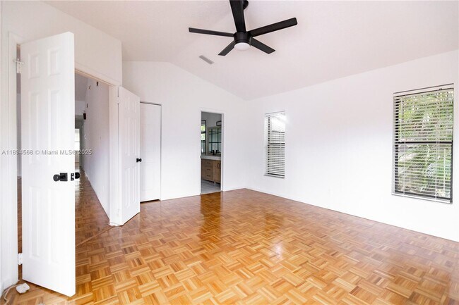 Photo - 8775 SW 57th St