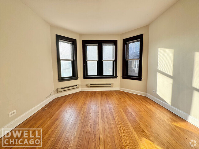 Building Photo - 3839 N Greenview Ave Unit 3841-2E Rental