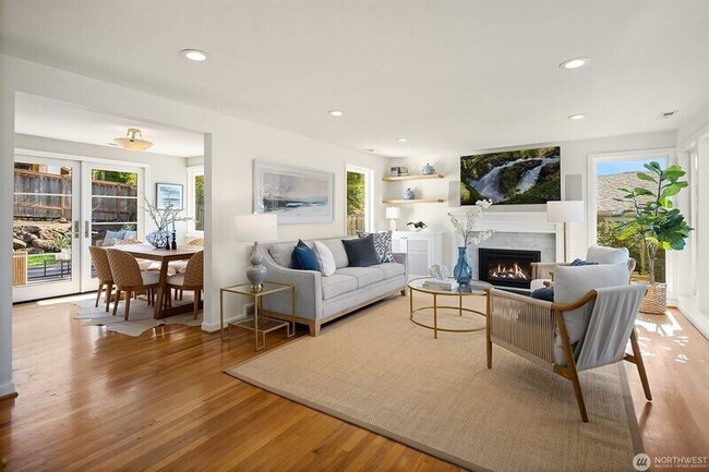 Photo - 5606 59th Ave NE