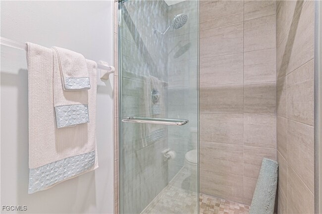 Photo - 915 New Waterford Dr Unidad H201