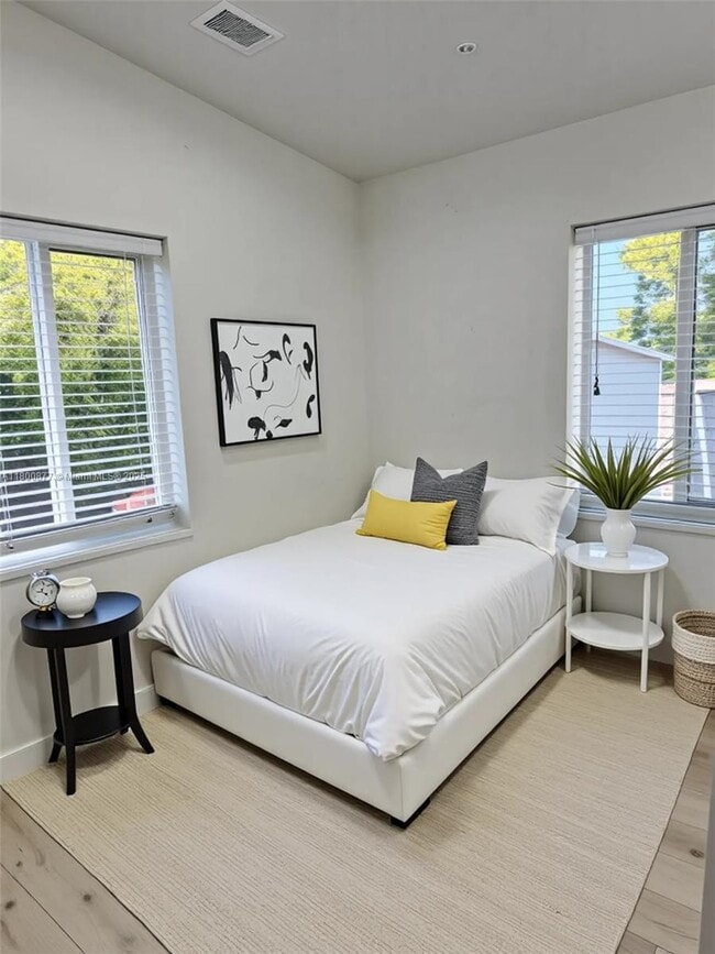 Photo - 16204 NE 18th Ct Unit 16202