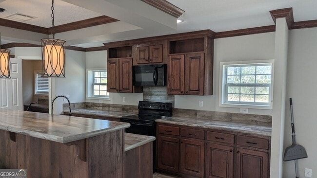 Photo - 7100 Knoxville Rd