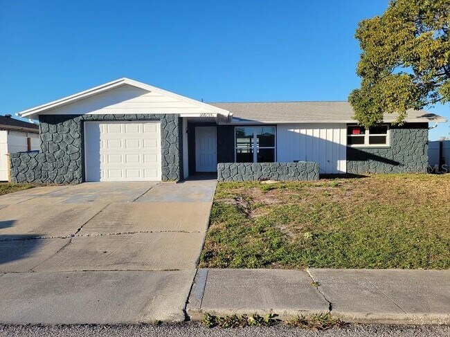 Photo - 6935 Alta Vista St