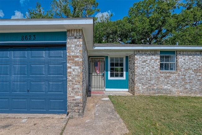 Photo - 8623 Valley Forest Dr