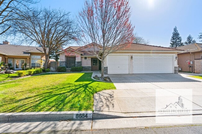Building Photo - 3 Bed 2 Bath in Clovis Unified School District!