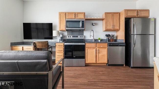 Photo - 302 13th St S Unidad 611