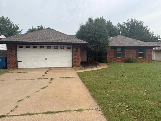 Photo - 405 Partridge Ln