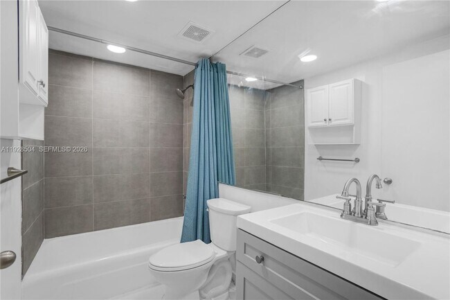 Photo - 10350 W Bay Harbor Dr Unit 2L