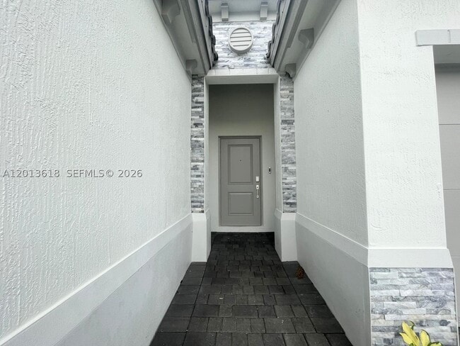 Photo - 863 SE 26th Rd