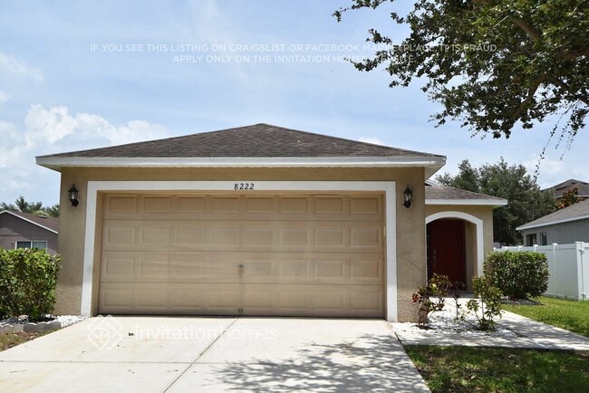 Building Photo - 8222 Summer Wood Ln