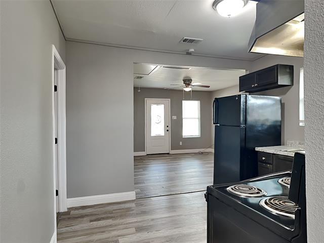 Photo - 2211 Hooper St