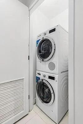 Photo - 15 Broad St Unit 2828