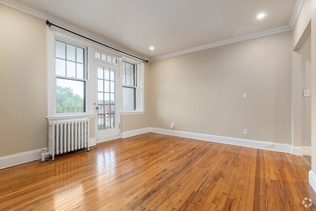 Building Photo - 2035 Commonwealth Ave Unit 11 Rental