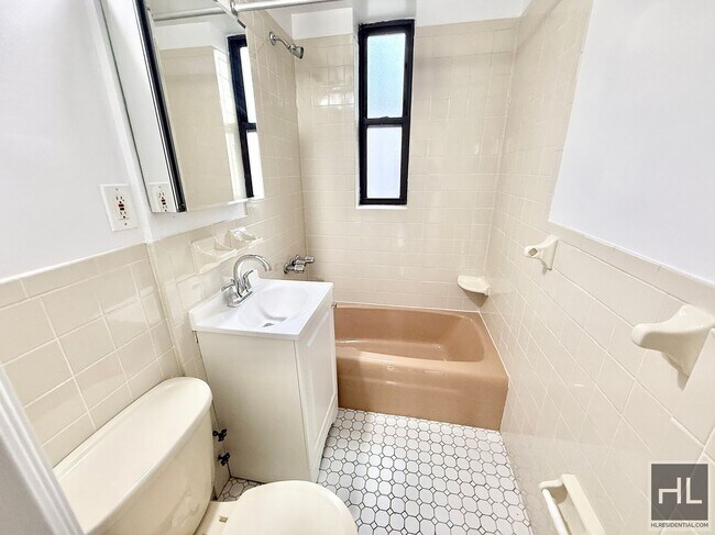 Photo - AMSTERDAM AVENUE Unidad 7C