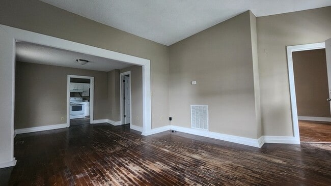 Photo - Nicely Renovated House for Lease