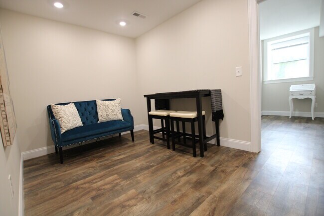 59 Strathmore Rd