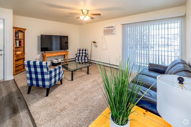 Fully Furnished 2 Bedroom - Livingroom - Village Green East Apartments