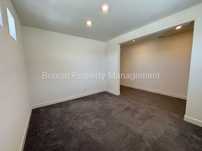 Photo - 1097 Dapple Dr