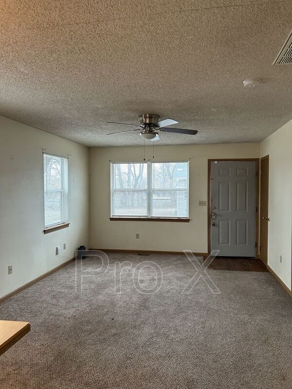 Photo - 810 E Jackson St Unit 810 E Jackson Apt C