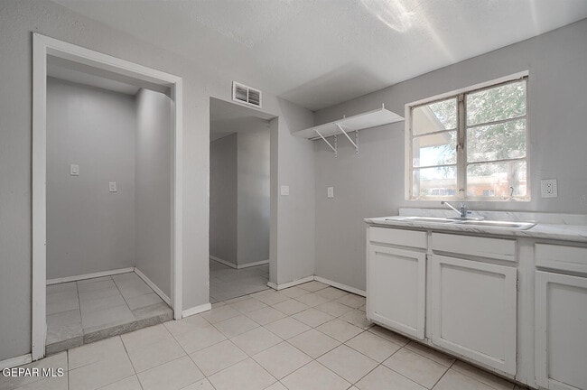 10368 Potencia Dr Unit B