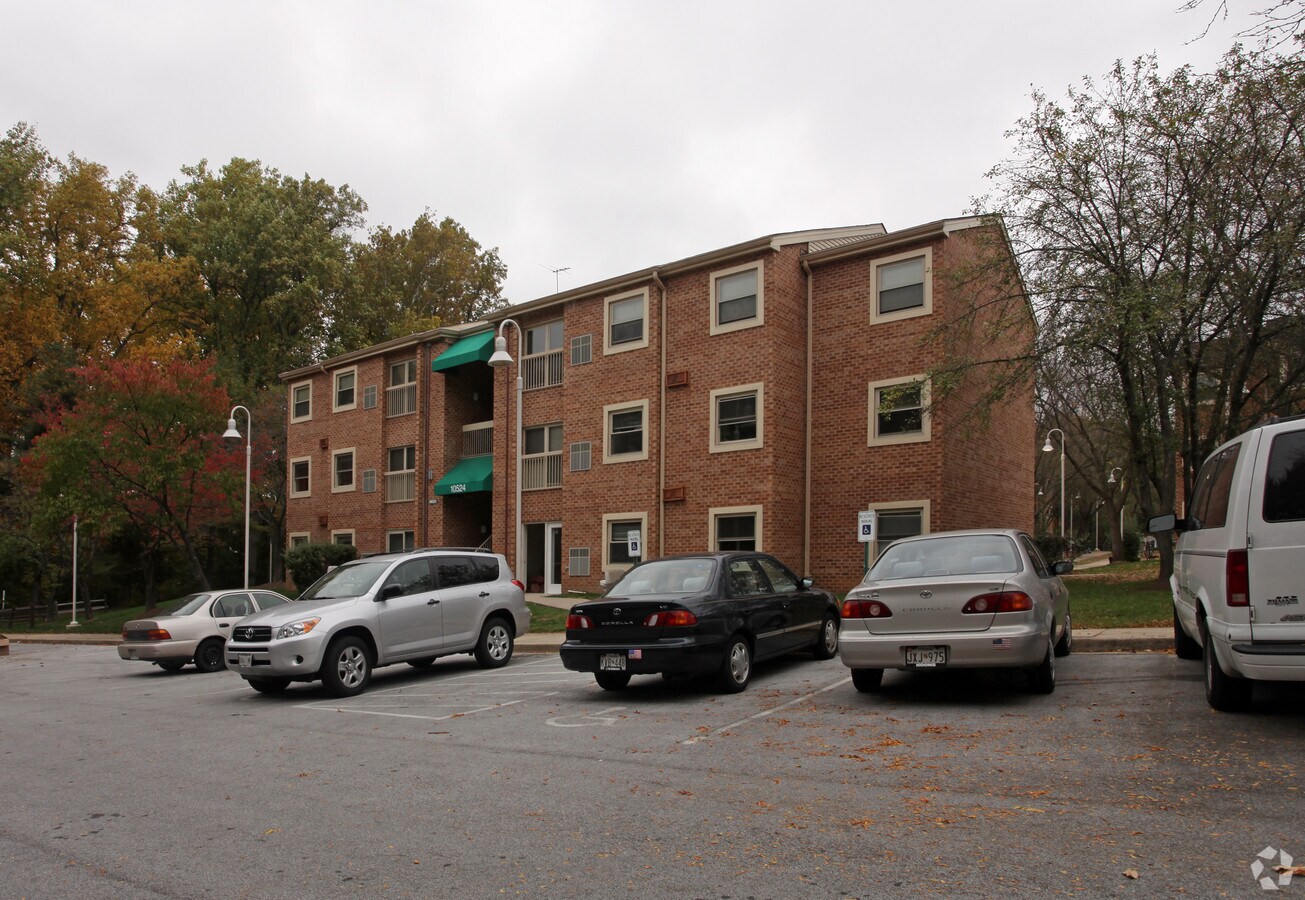 Photo - Magruder's Discovery Apartments