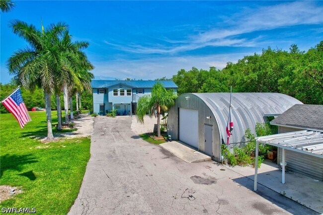 936 Panther Creek Ln