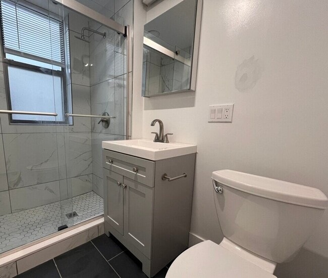 Photo - 11 Peterborough St Unit 8