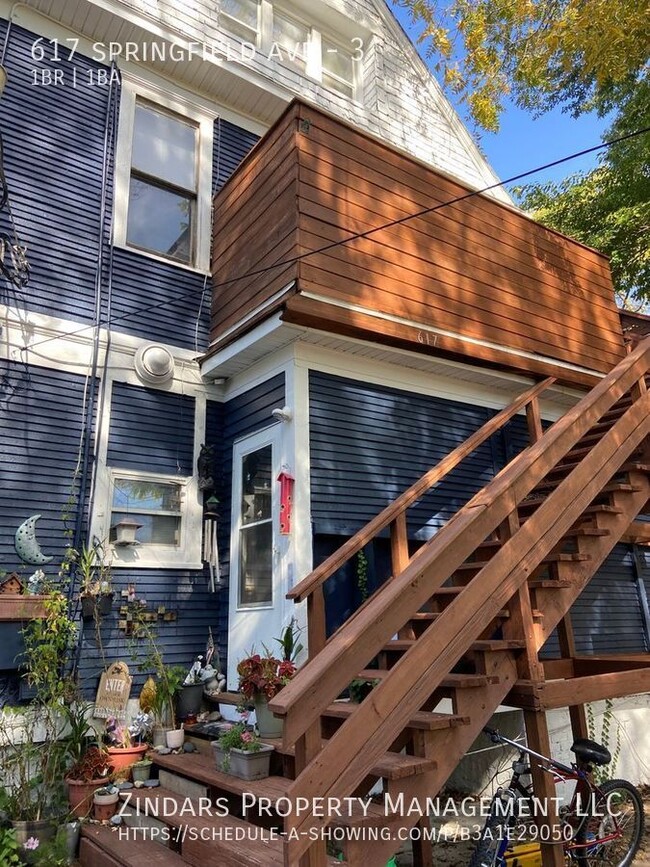 Photo - 617 W Springfield Ave Unidad 3