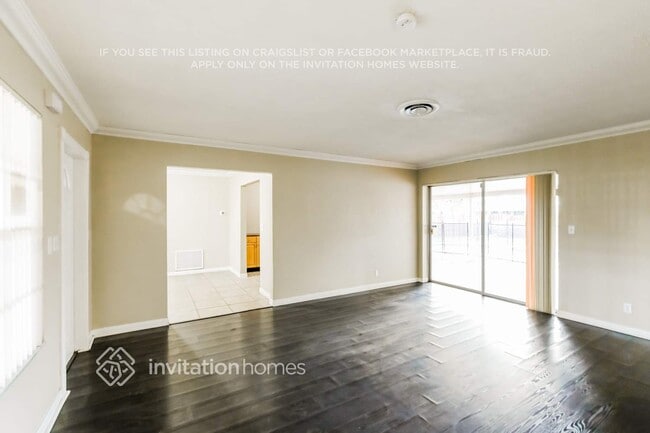 Photo - 1501 N 46th Ave