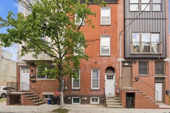 Building Photo - 1711 N Willington St