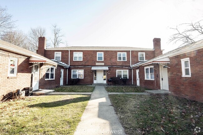 Building Photo - 3725 N Sherman Dr Unit 1 Rental