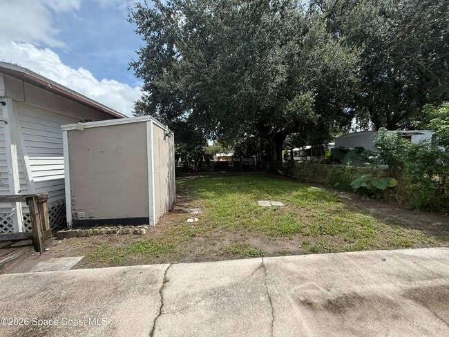 325 Marseilles Dr